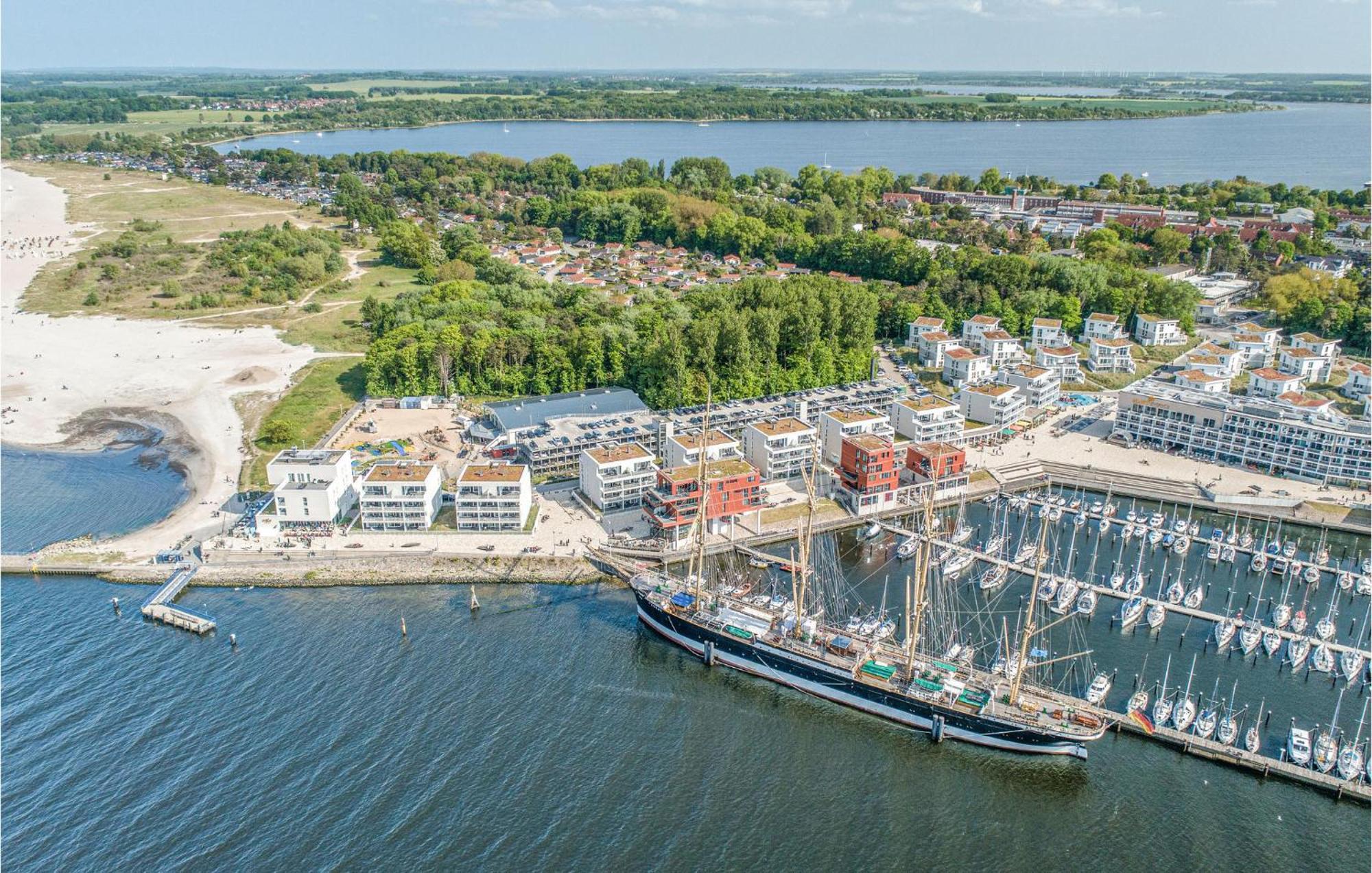 Stunning Apartment In Luebeck Travemuende With Wifi Экстерьер фото